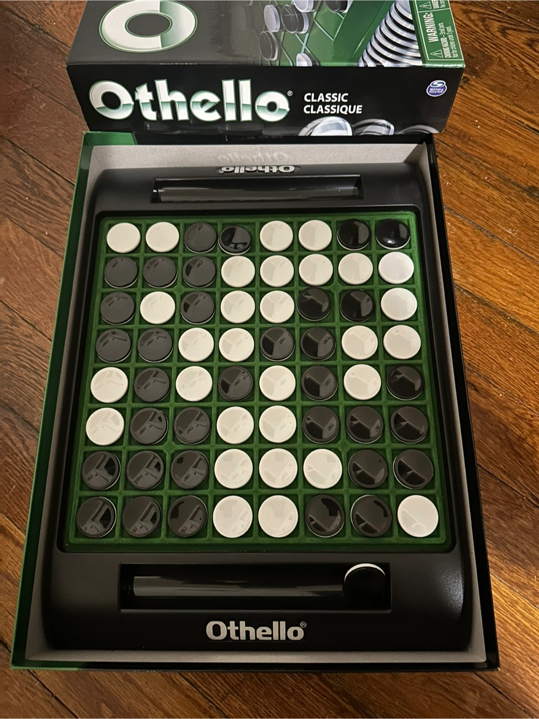 Othello Classic Board Game - photo 2