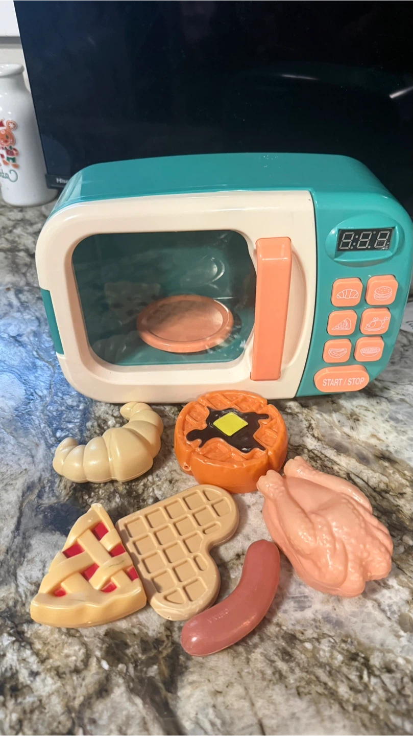 Toy Microwave with Play Food Set need battery