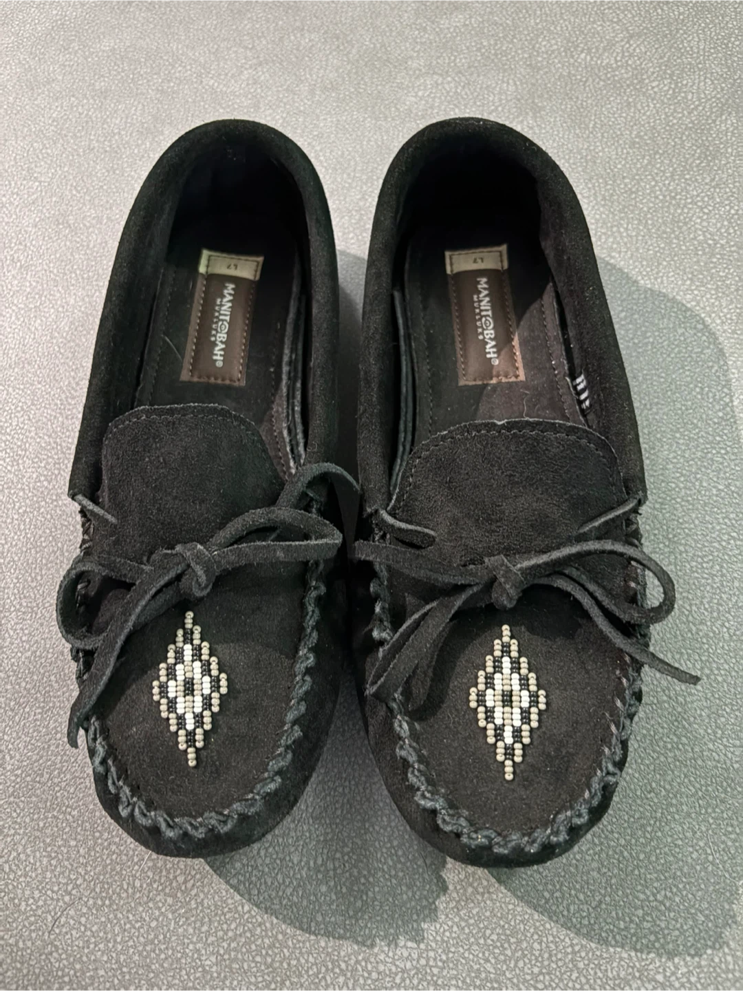 MANITOBAH Mukluks Black Moccasins - Size 7