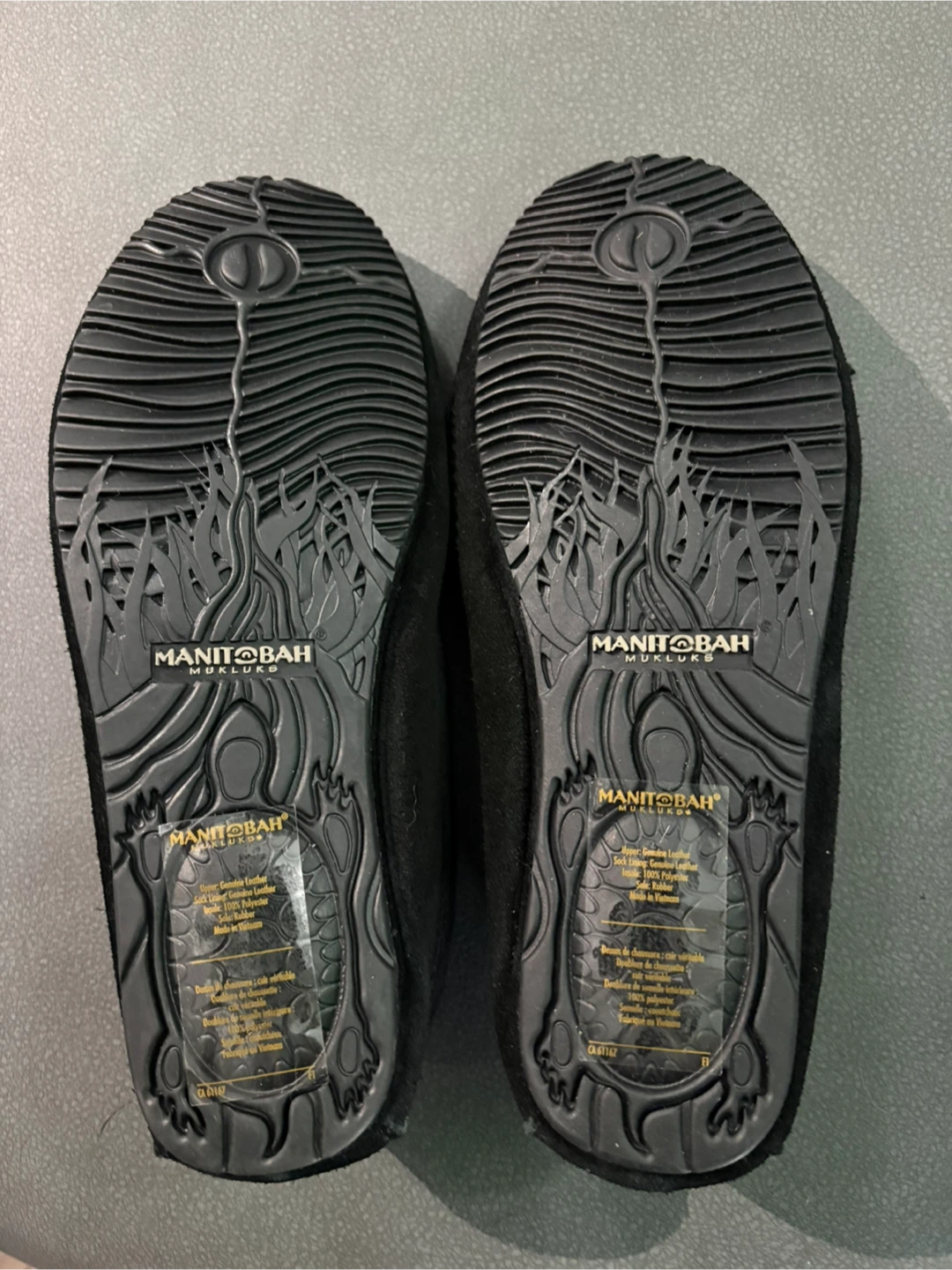 MANITOBAH Mukluks Black Moccasins - Size 7 - photo 2