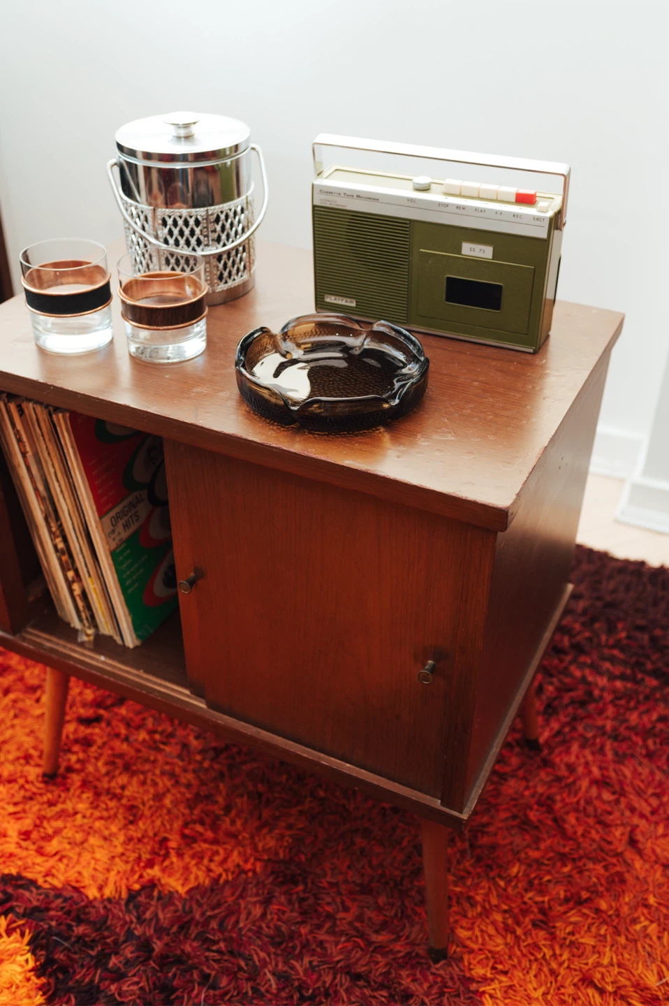 Mid-Century Record Cabinet / Petite Storage Cabinet - photo 3