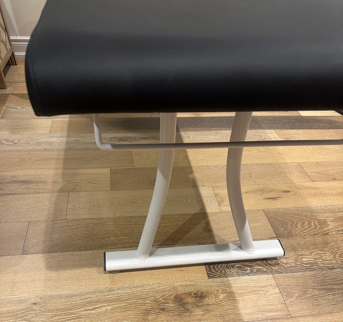 Black Massage Table with Face Cradle and chair - photo 4