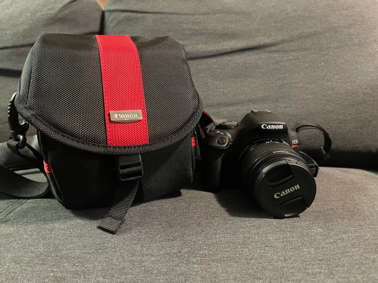 Canon EOS Rebel T6 DSLR Camera with Bag