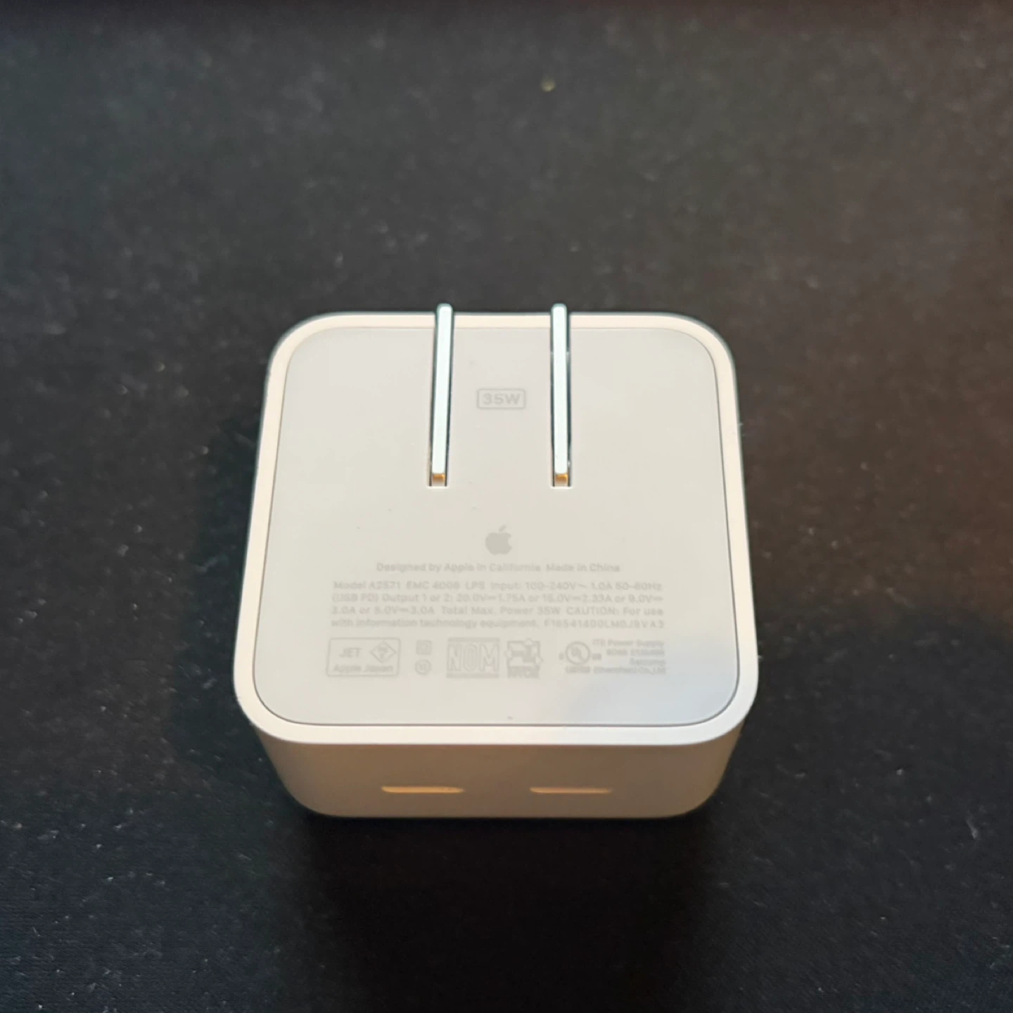 Apple 35W Dual USB-C Power Adapter - Brand New - photo 3