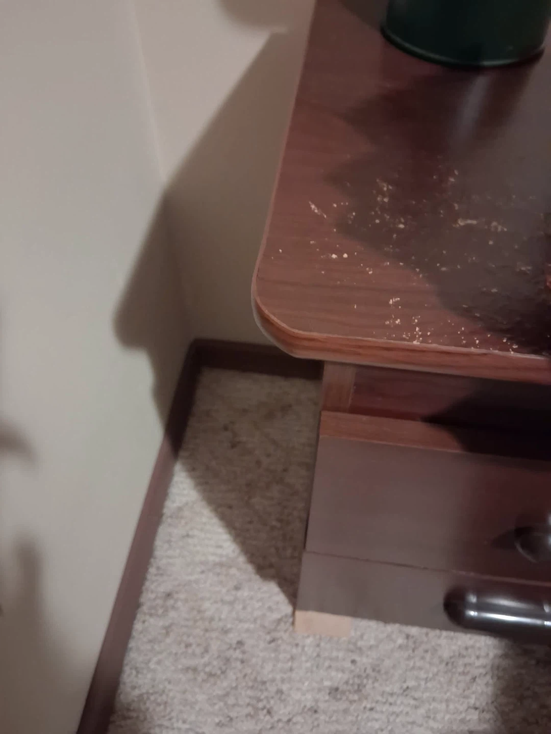 Wooden dresser and two night stands - photo 2