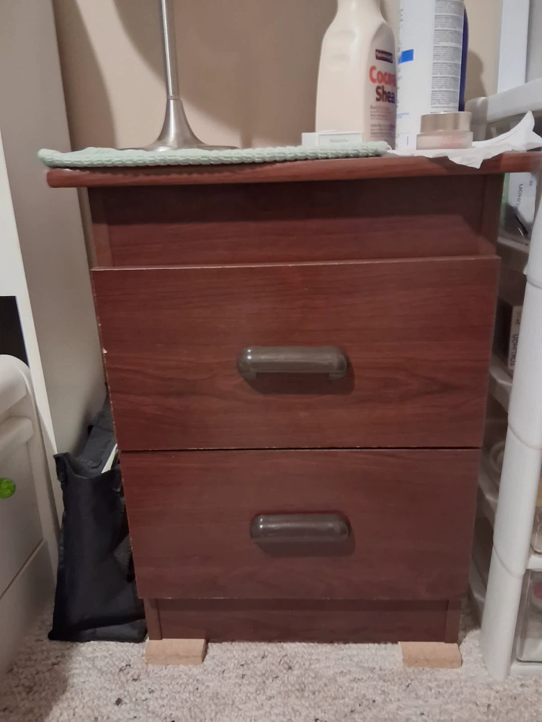 Wooden dresser and two night stands - photo 3