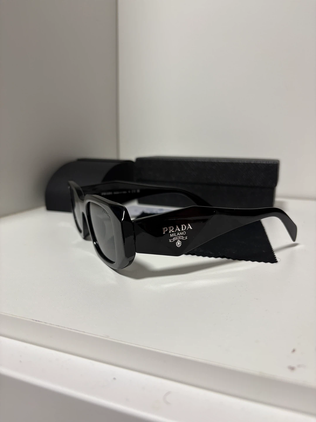 PRADA sunglasses - photo 2