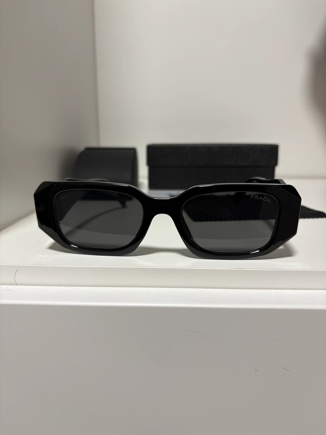 PRADA sunglasses - photo 3