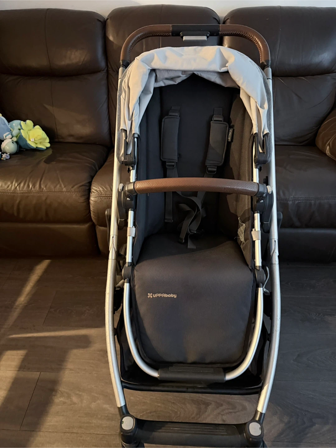 UPPAbaby Cruz V2 Stroller - Grey Melange - photo 2