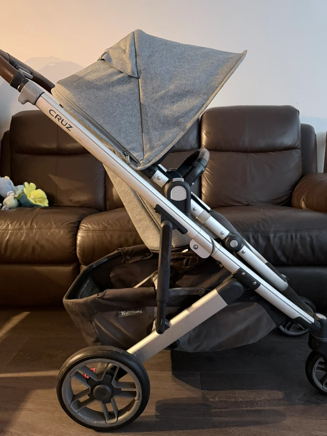 UPPAbaby Cruz V2 Stroller - Grey Melange - photo 3