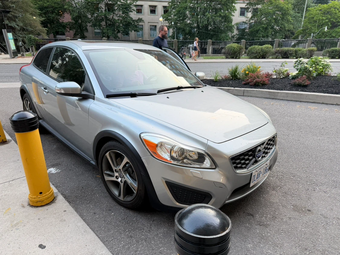 Silver Volvo C30 T5  ( certified)