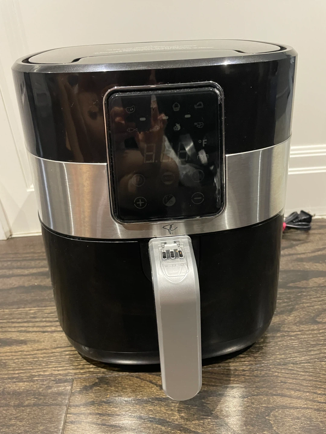PC Black Air Fryer with Digital Display