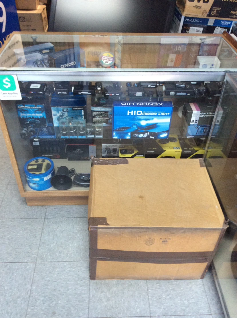 SHOWCASE FOR SALE - photo 4