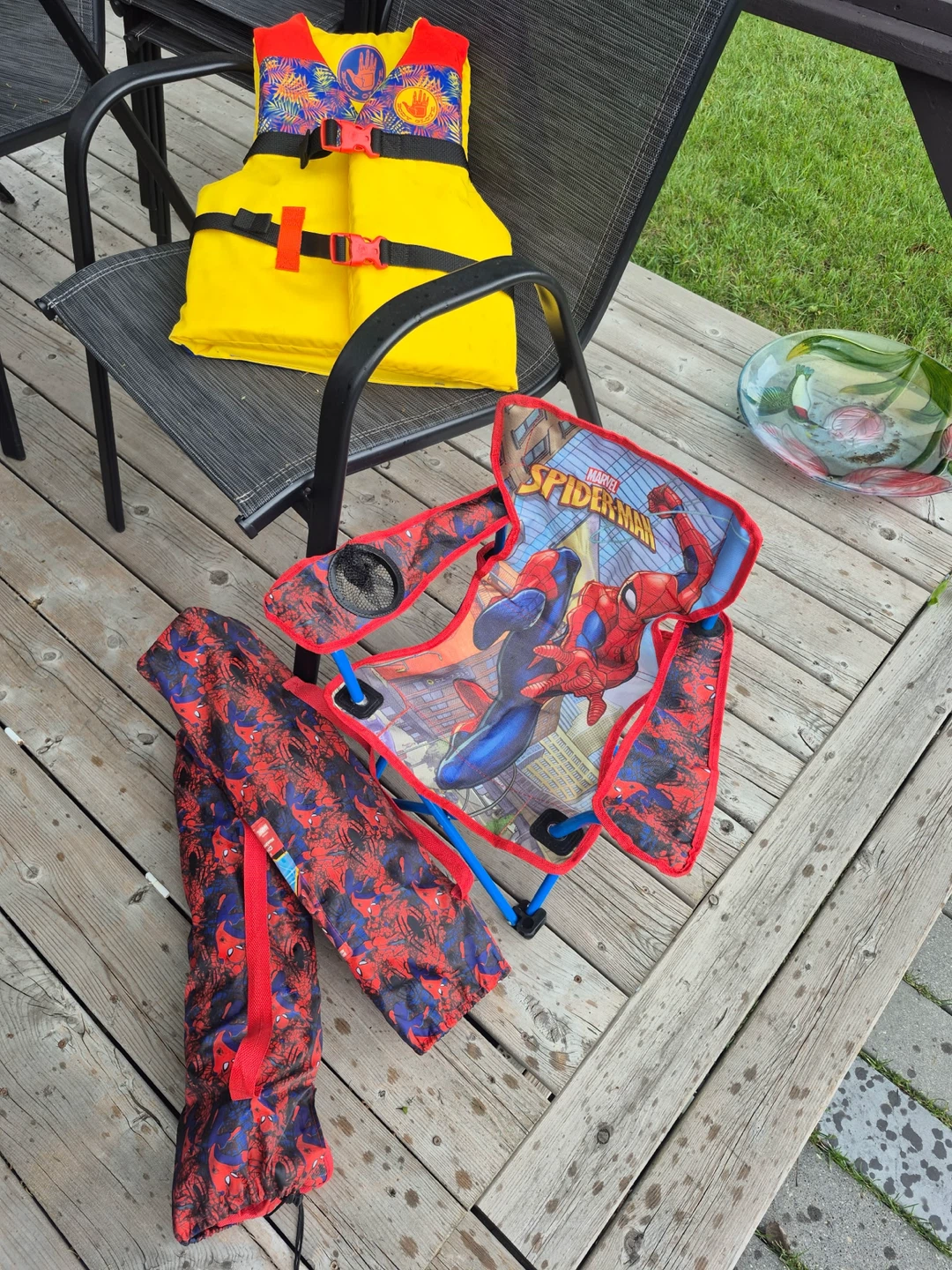 Marvel Spider-Man Kids Folding Camp Chair - photo 2