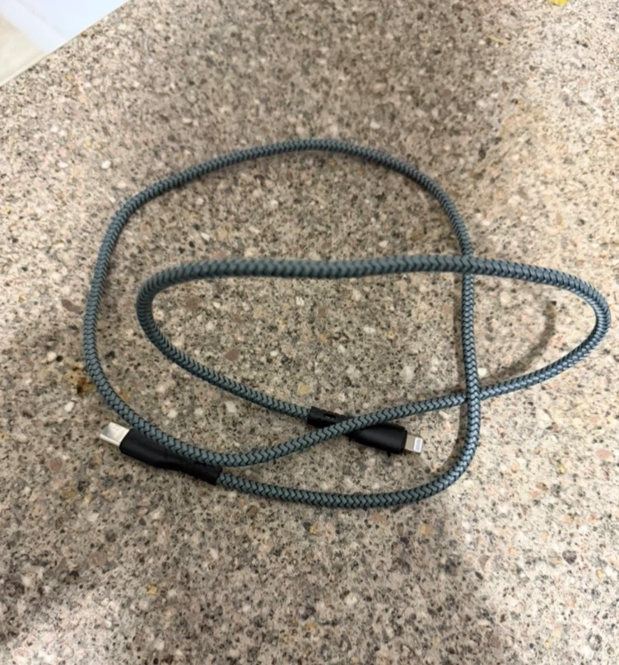 Braided USB-C to Lightning Cable