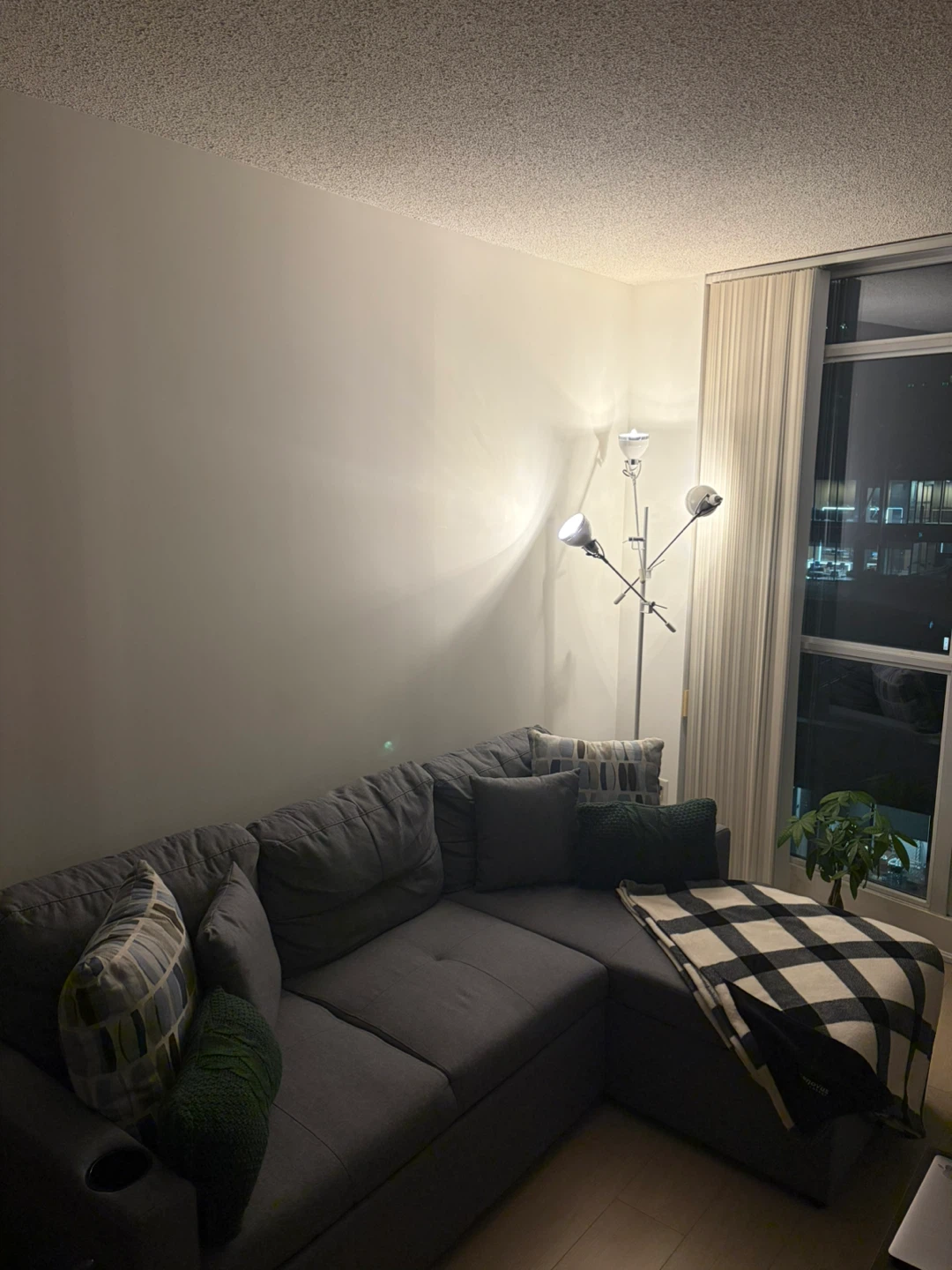 Stylish Floor Lamp - photo 2