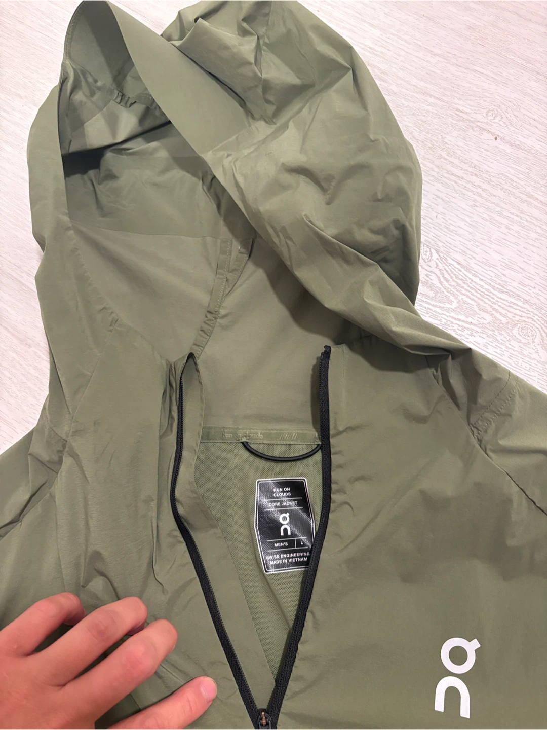 On Running Men's core Jacket - photo 3