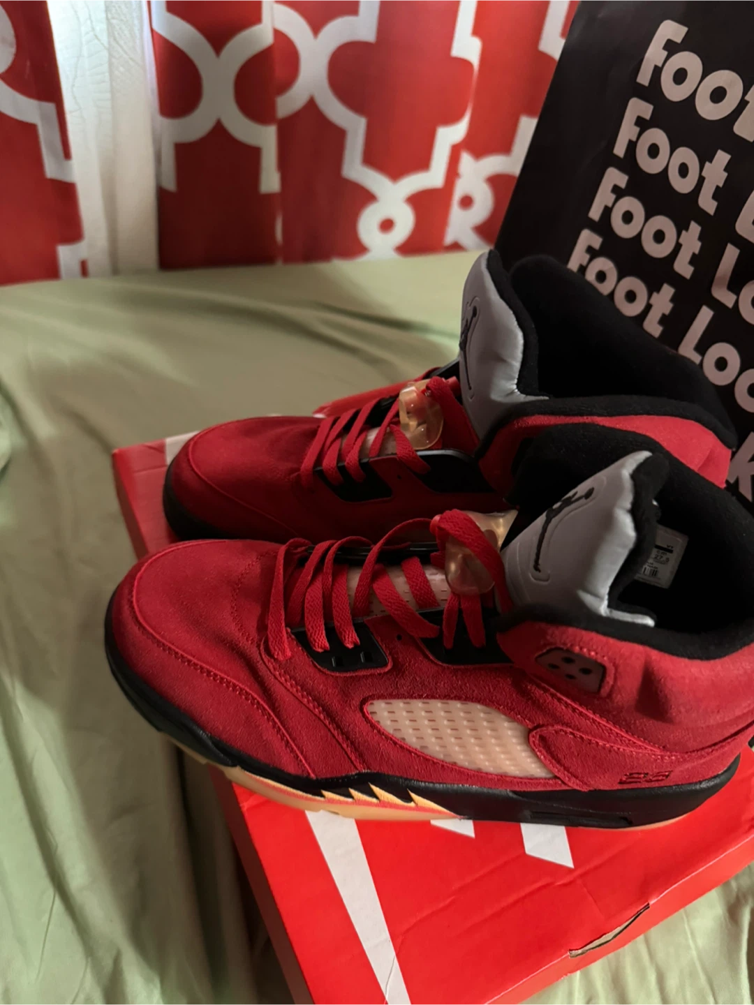 Air Jordan 5 Red Raging Bull - photo 3
