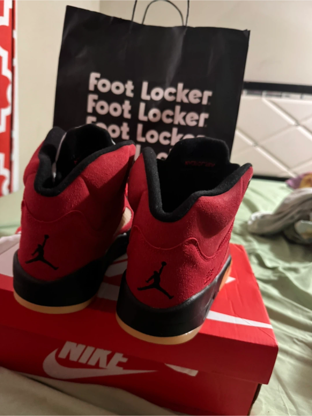 Air Jordan 5 Red Raging Bull - photo 4