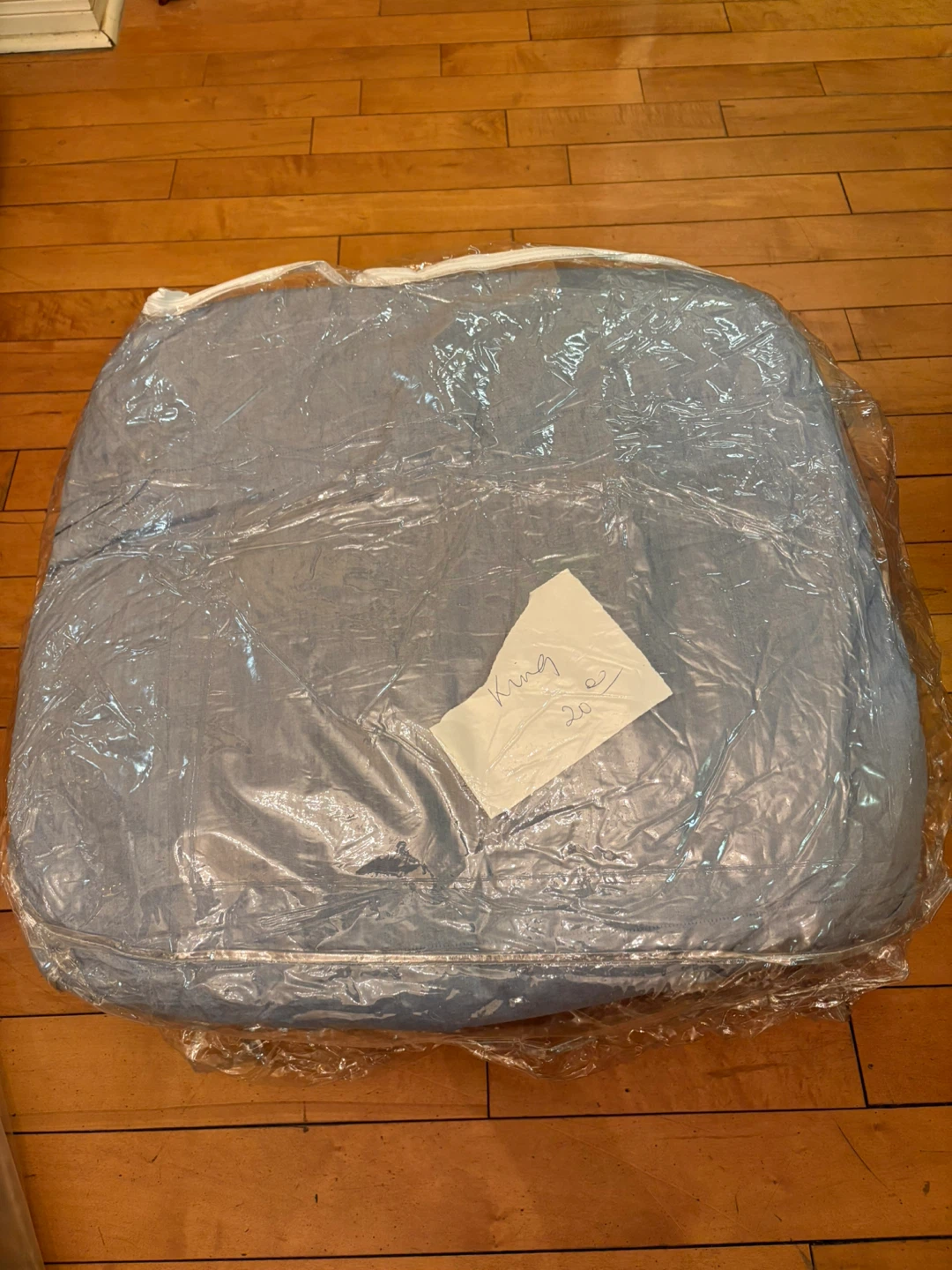 Fieldcrest Flat Free Pillows and blankets - photo 3