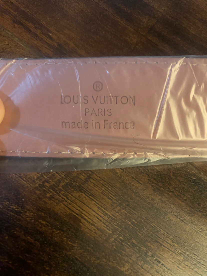 Louis Vuitton Belt - Made in France - photo 3