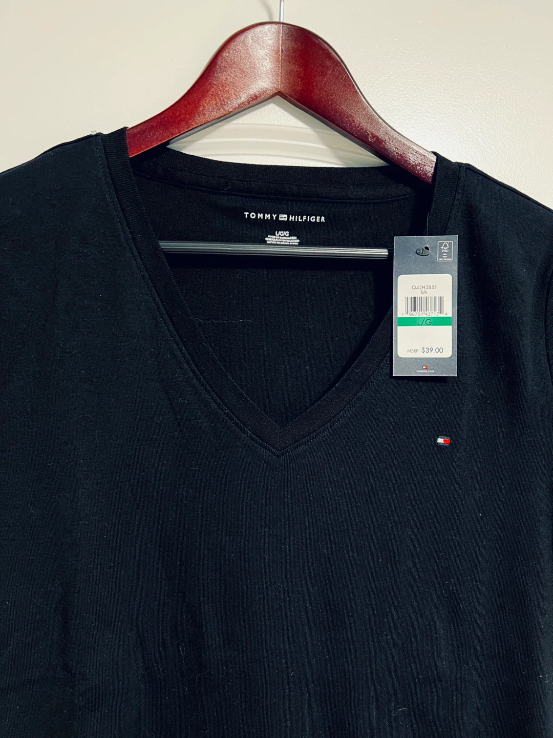 Tommy Hilfiger V-neck Classic Women’s T-Shirt - photo 3