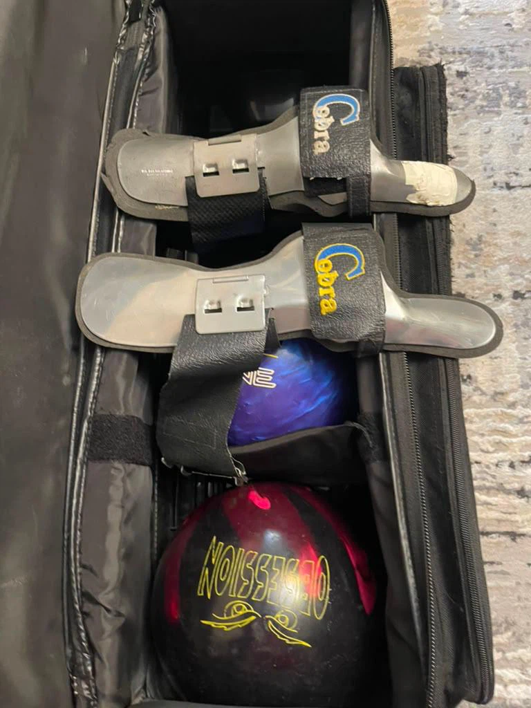 Brunswick 2-Ball Bowling Bag with Accessories - photo 2