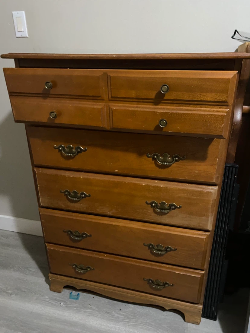 5 drawer wooden dresser