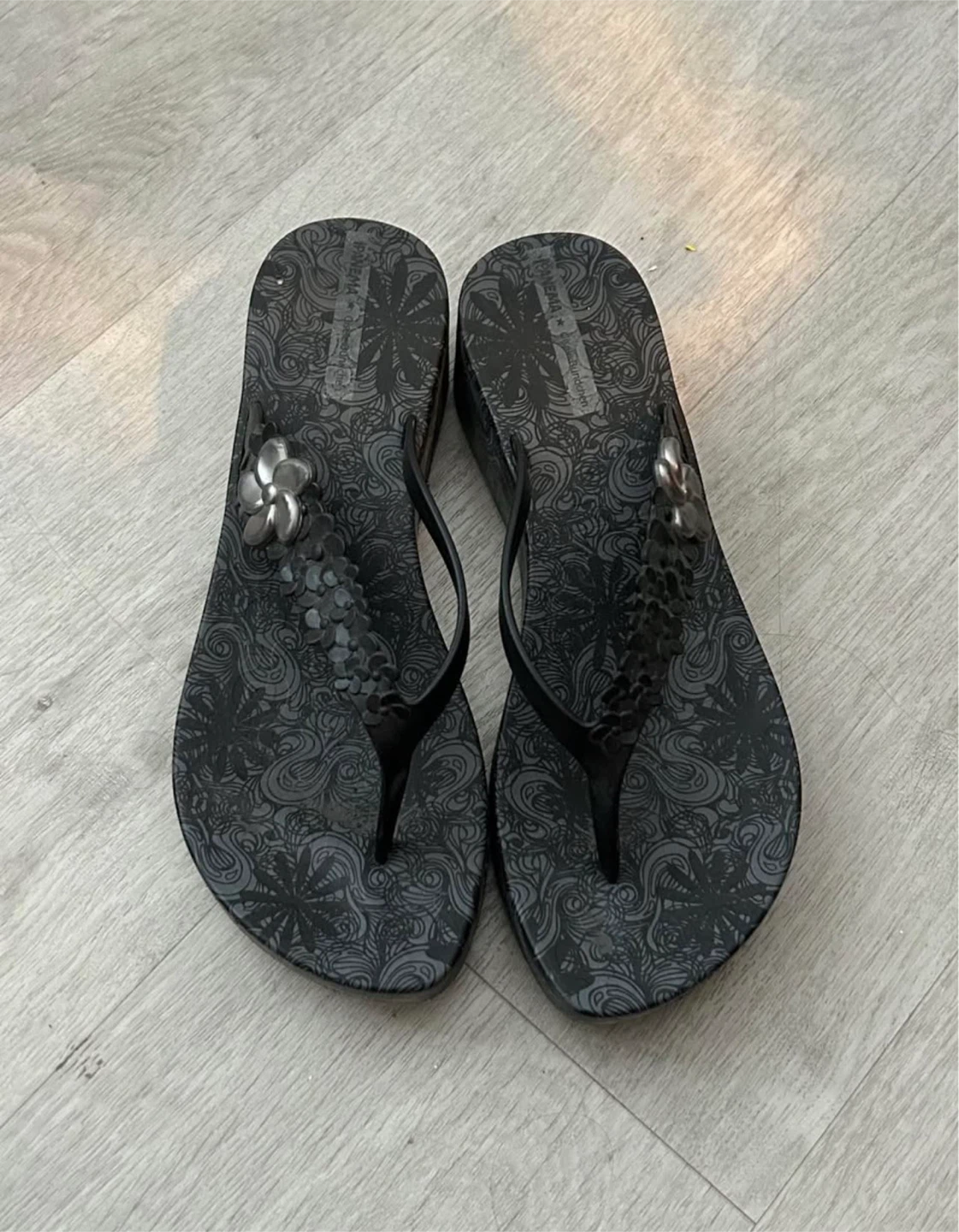 Wedged flip flops - photo 2