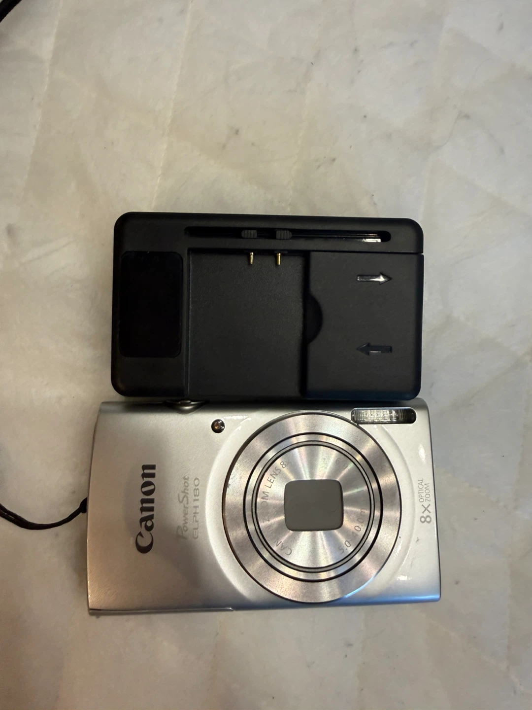 Canon PowerShot ELPH180 Digital Camera