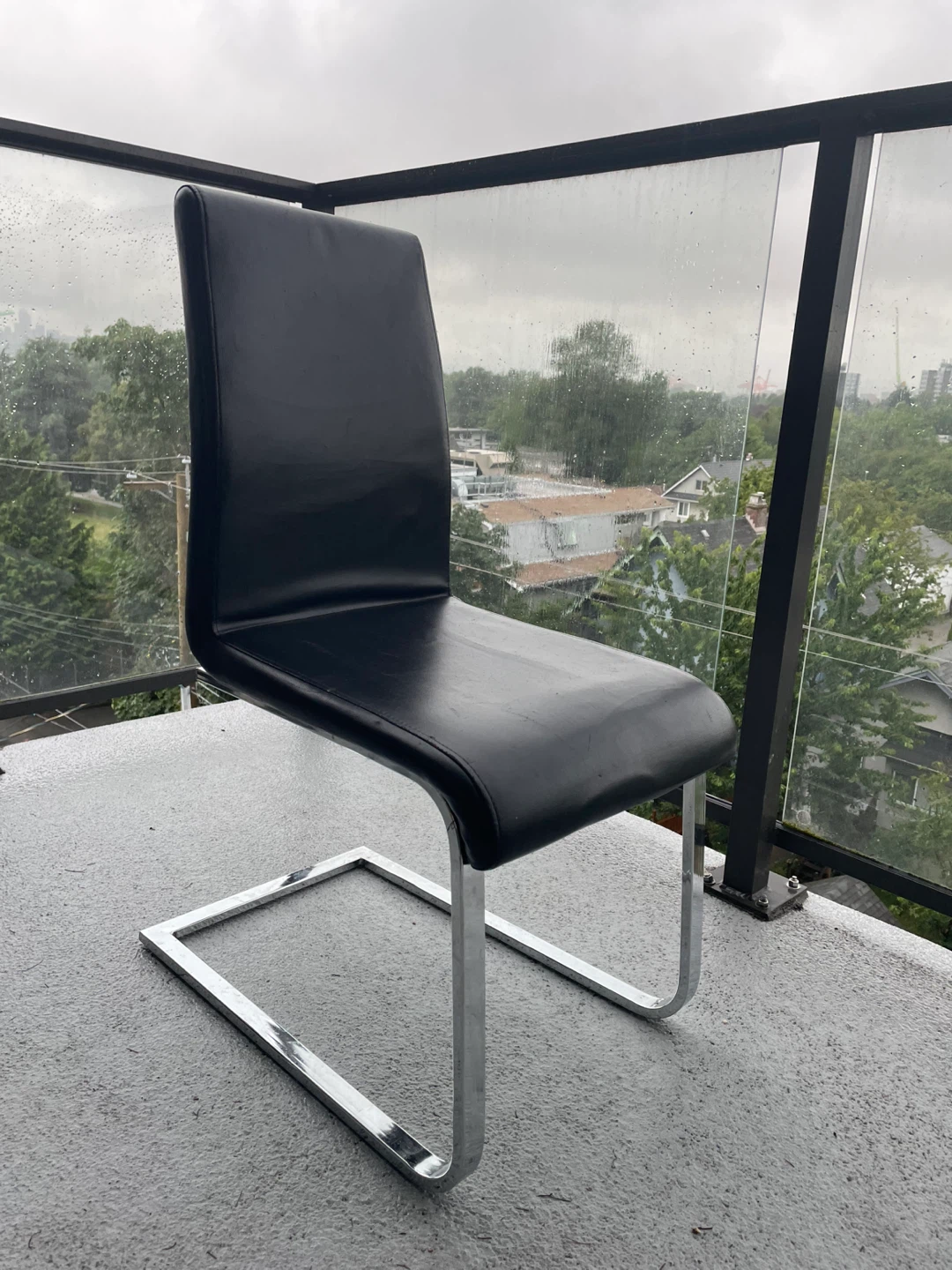 Chairs - photo 2