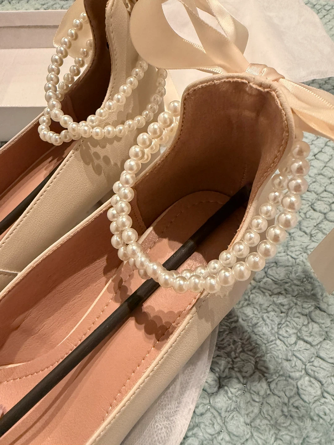 Moving sales:Beige heels with Pearl Ankle Straps - Size 37 - photo 4