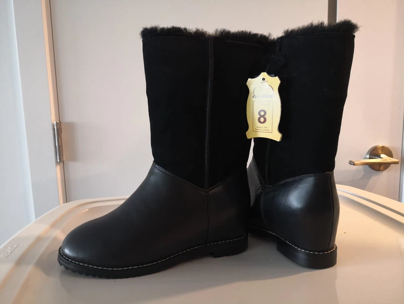 Avior Black Suede and Leather Boots Size 8