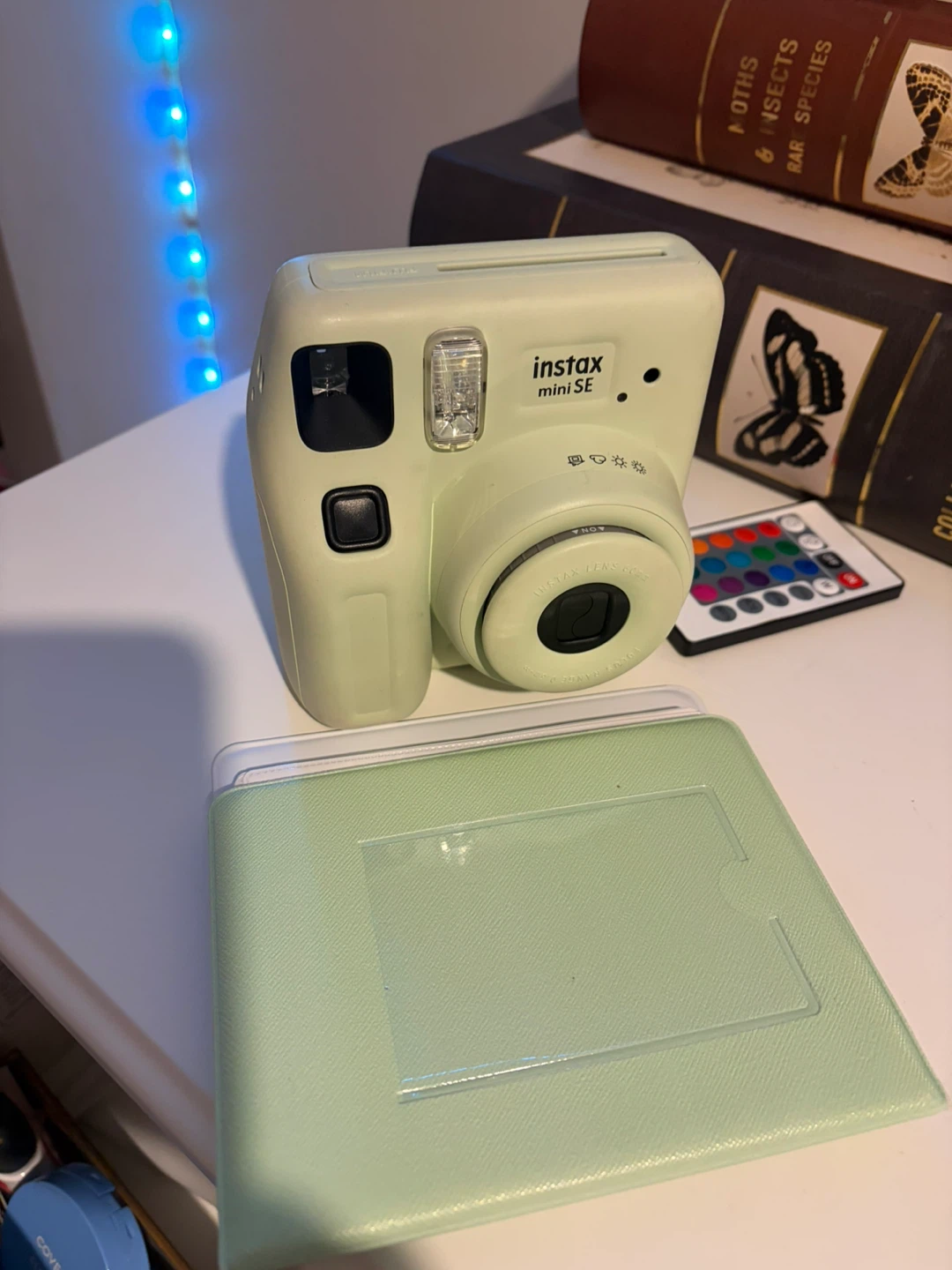 Fujifilm Instax Mini SE Instant Camera - Light Green - photo 5