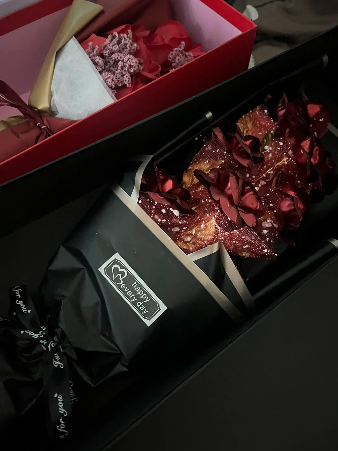 Artificial Rose Bouquet Gift Box