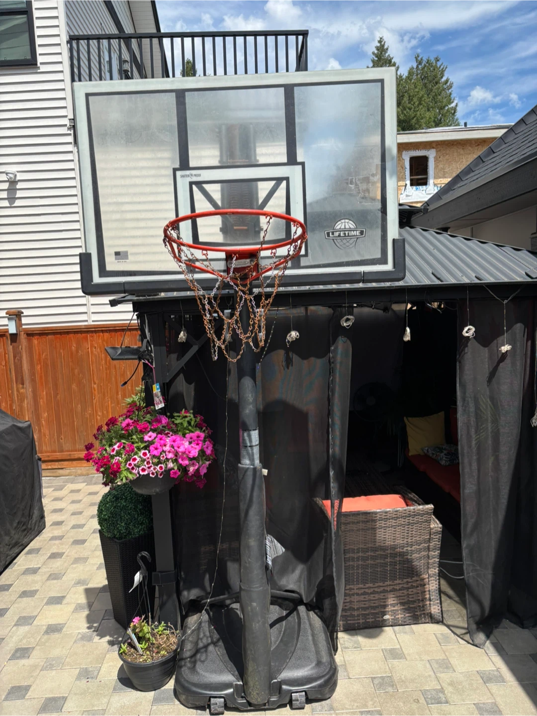 Lifetime Adjustable Basketball Hoop