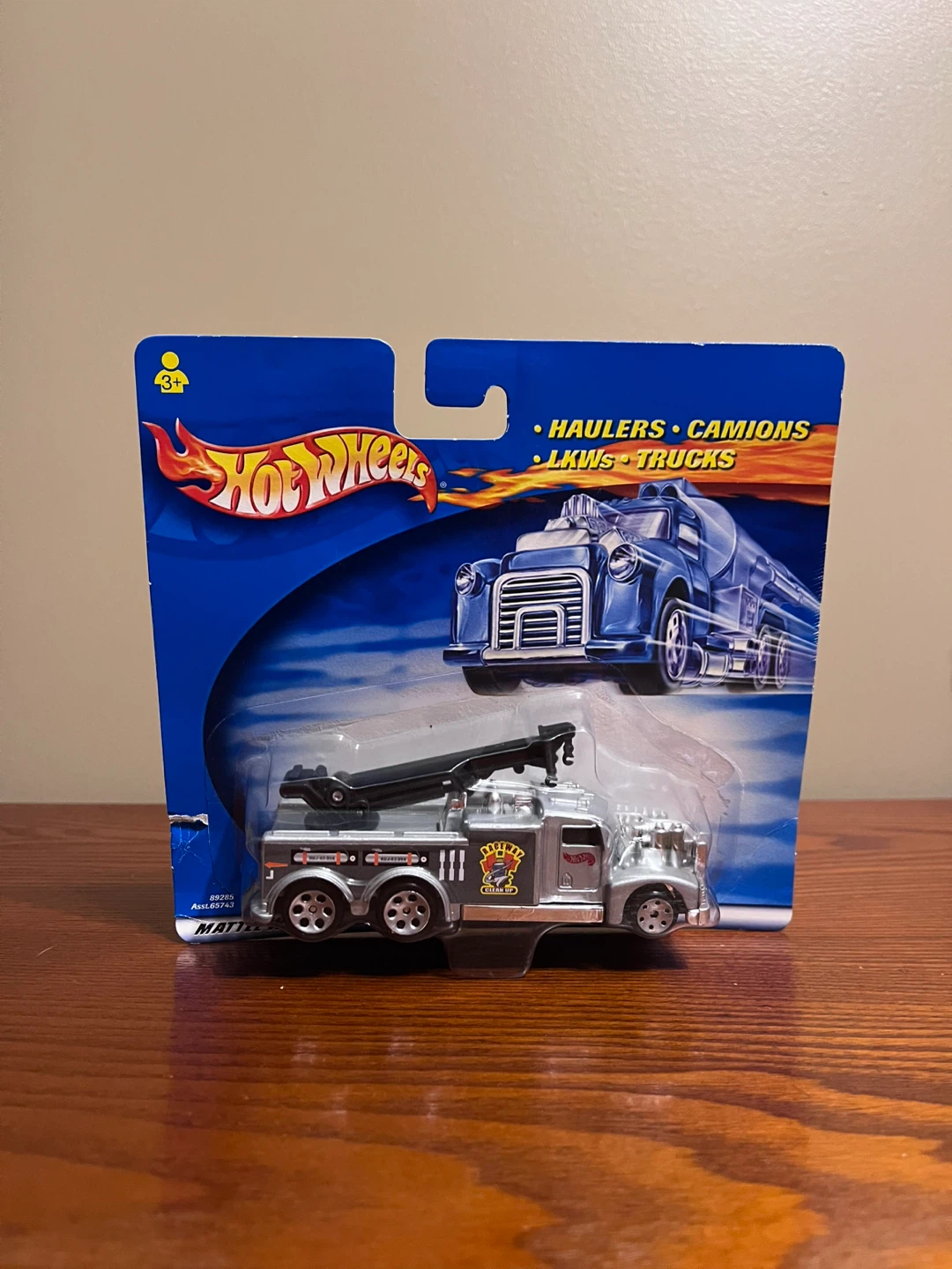 VINTAGE (2000) HOT WHEEL HAULERS (Read description) - photo 2