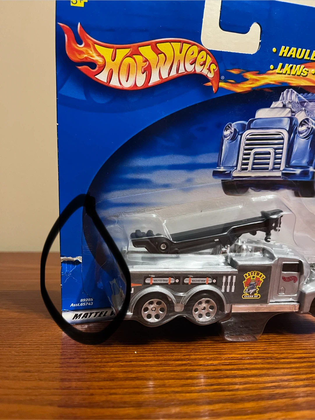VINTAGE (2000) HOT WHEEL HAULERS (Read description) - photo 4