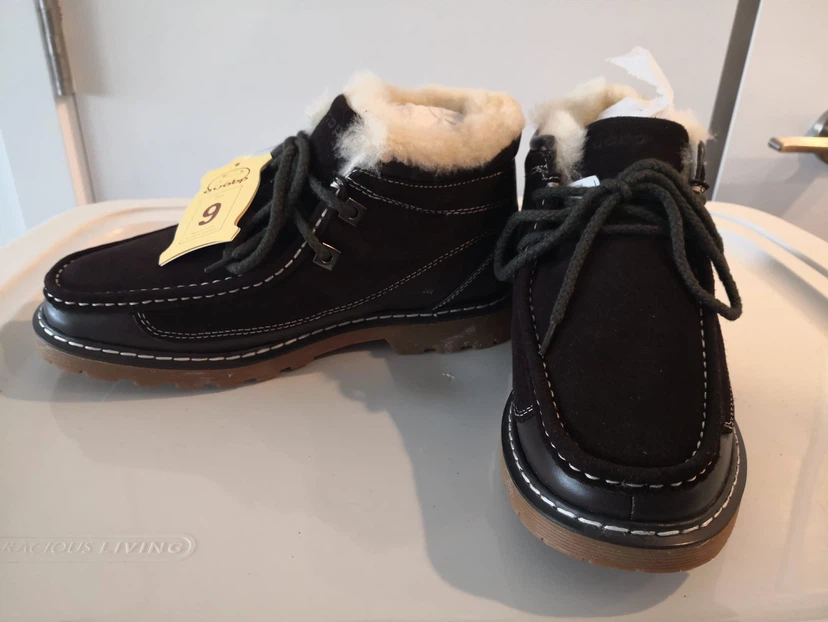 Brown Suede Fur Lined Boots Size 9