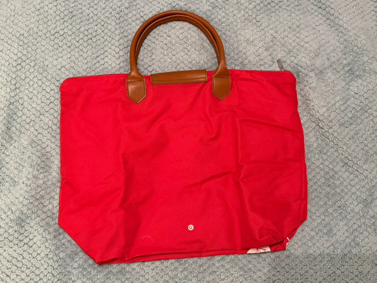 Red Tote Bag with Maple Leaf Design(48cm x36cm) - photo 3