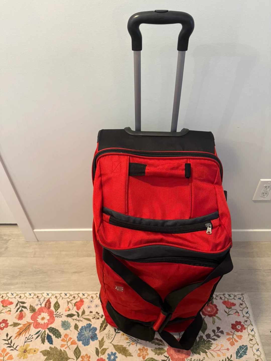 2 Rolling Duffel Bag Set - photo 3