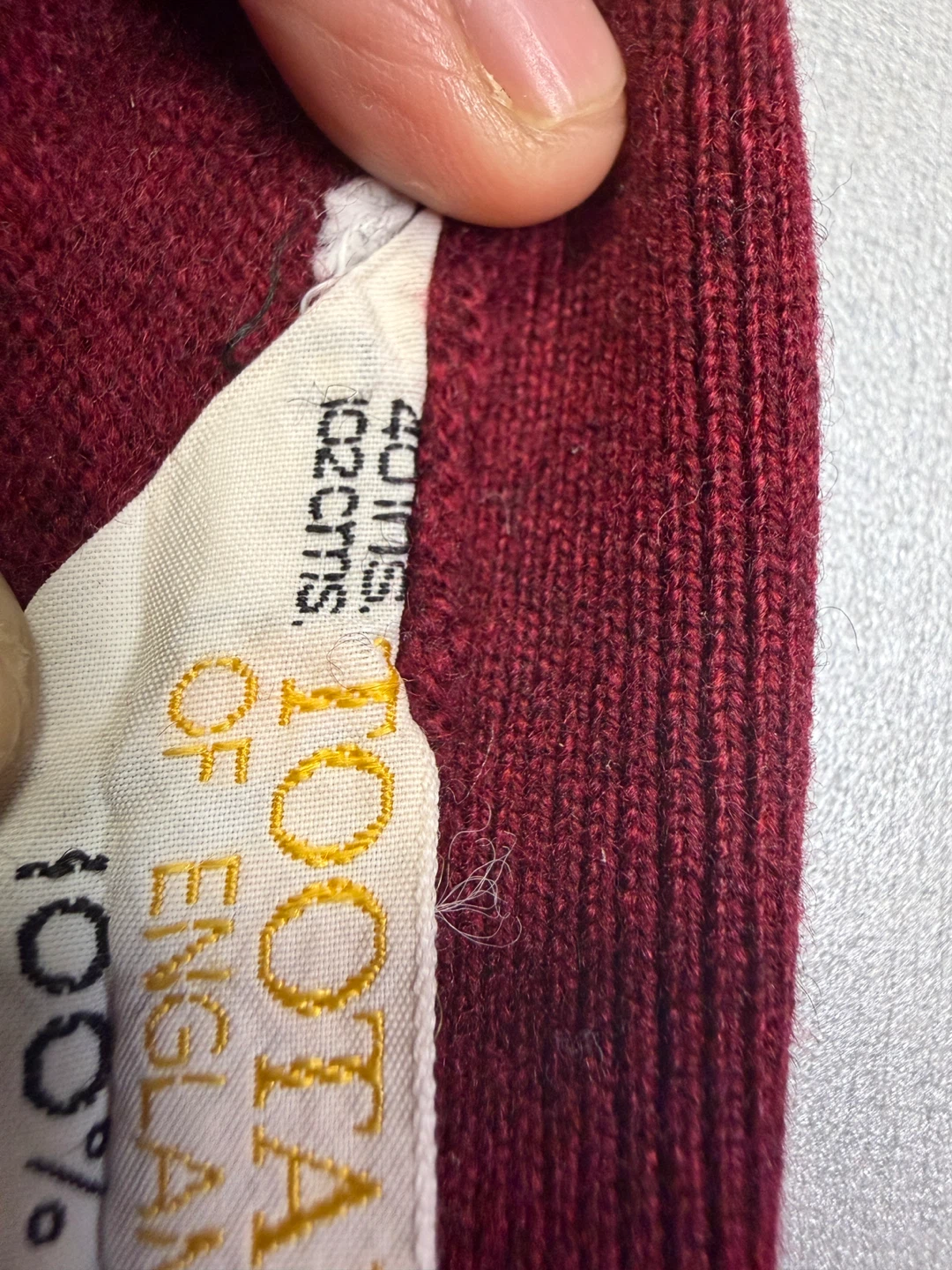 Burgundy 100% Cashmere V-Neck Sweater Vest - photo 3