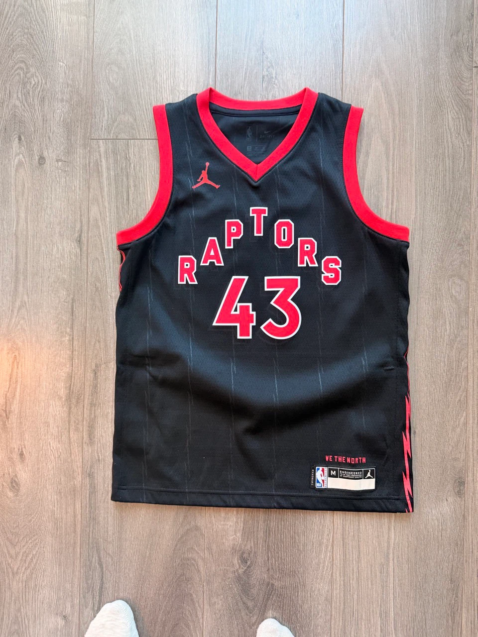 Youth size M Toronto Raptors Jordan Brand Jersey #43