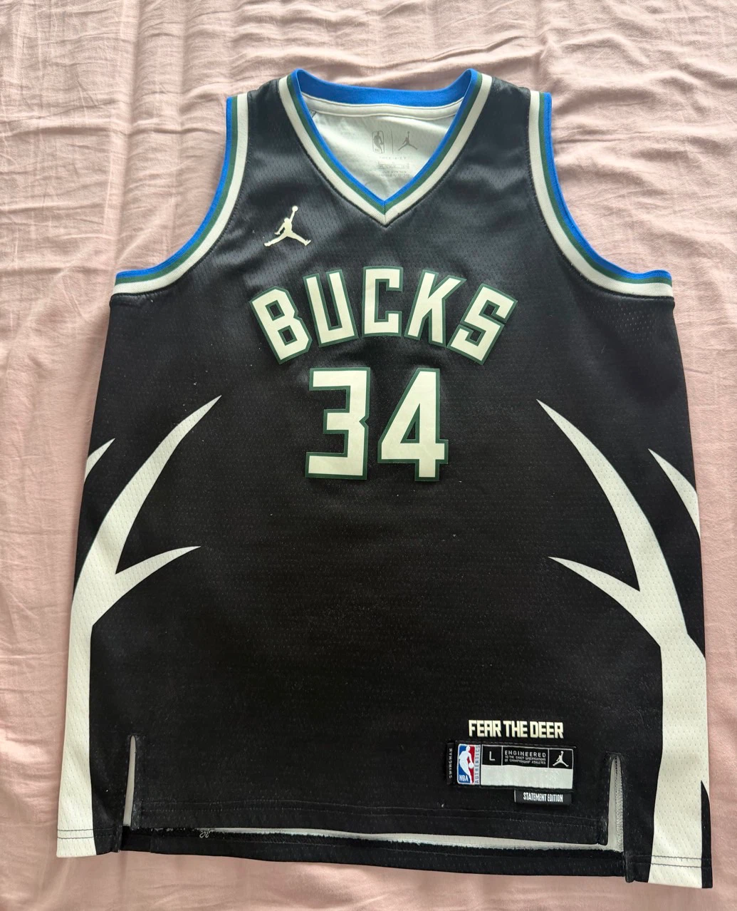 Youth Giannise Antetokounmpo basketball jersey Size L