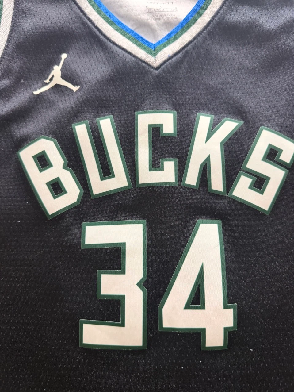 Youth Giannise Antetokounmpo basketball jersey Size L - photo 3