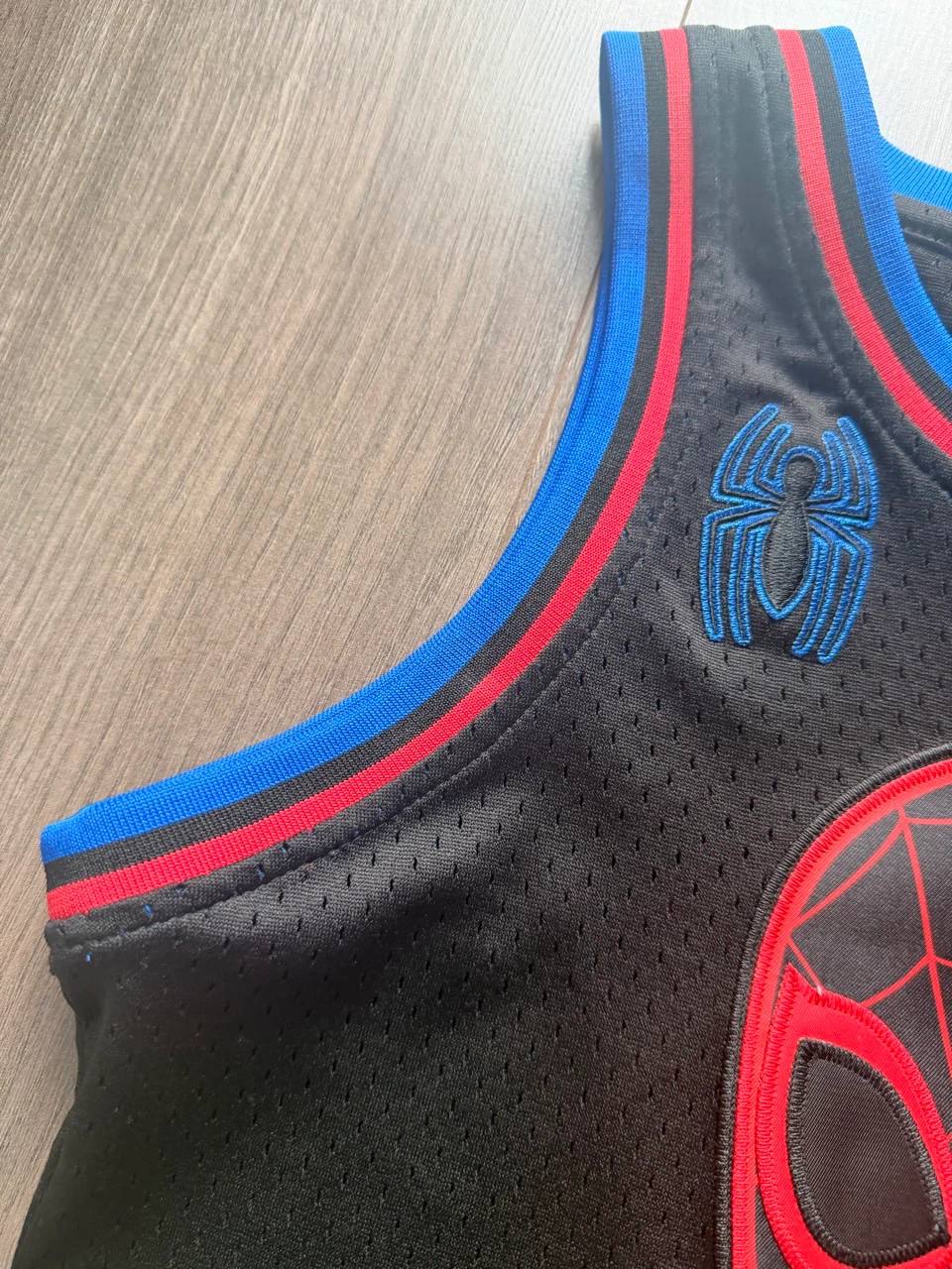 Youth Size M Spider-Man Basketball Jersey - photo 5