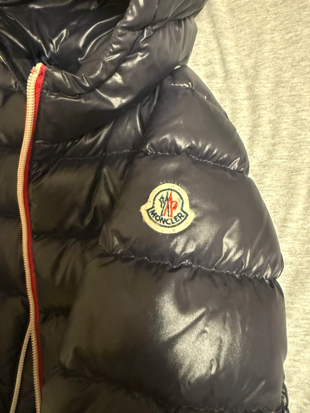 kids Moncler Navy Down Puffer Jacket Size 3 - photo 3