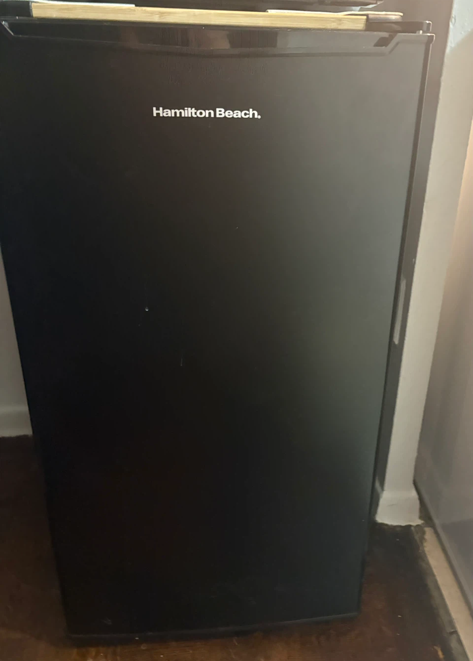 Hamilton Beach Mini Fridge