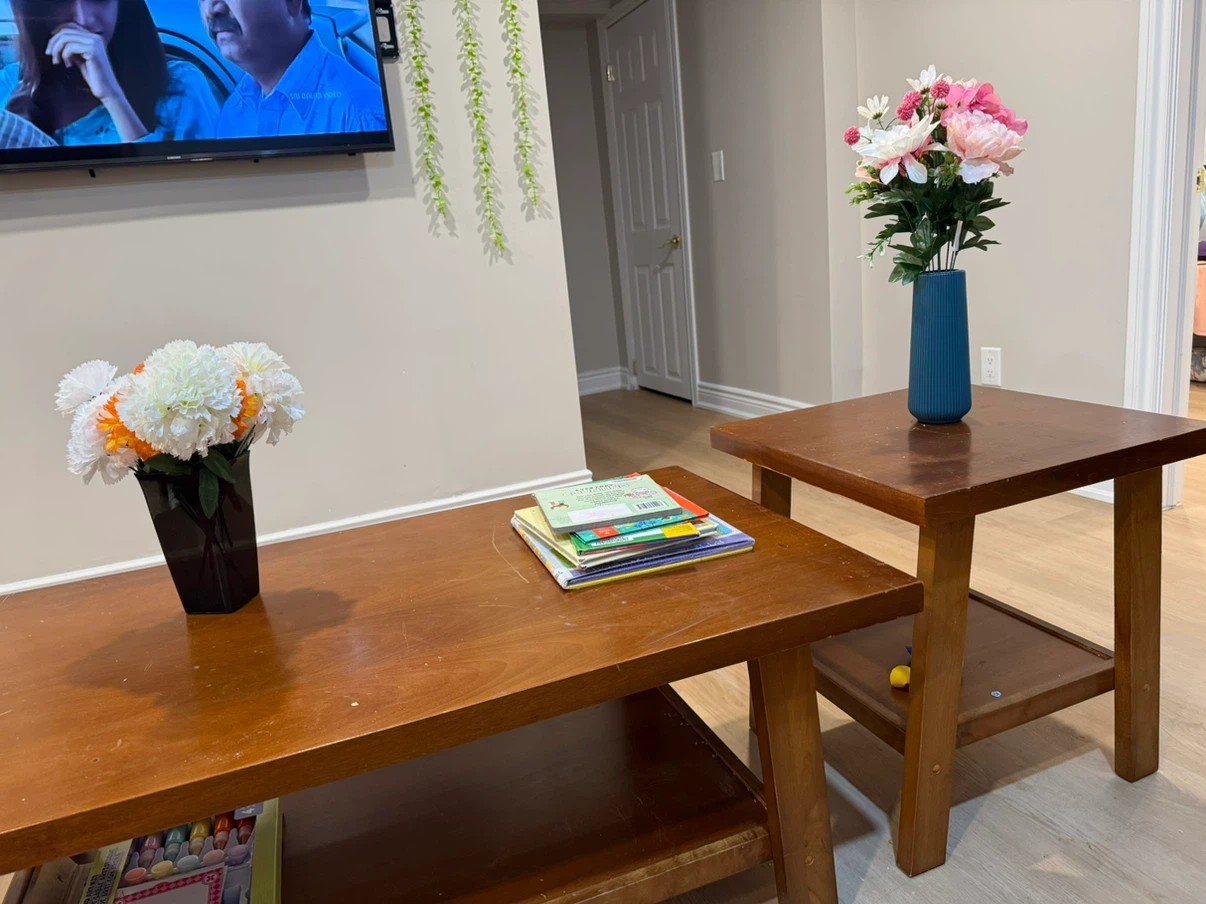 Wooden Coffee Table and End Table Set - photo 3