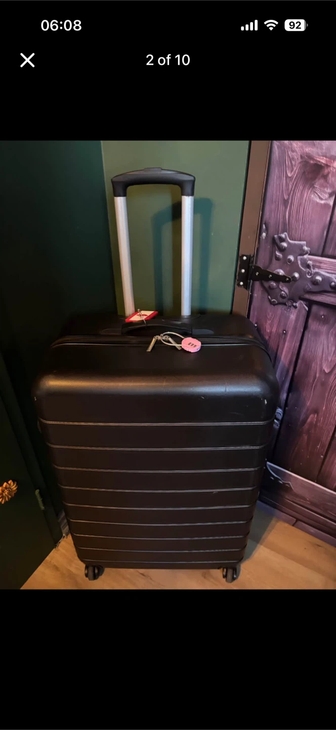 Black Hardside Luggage with TSA Lock - photo 2